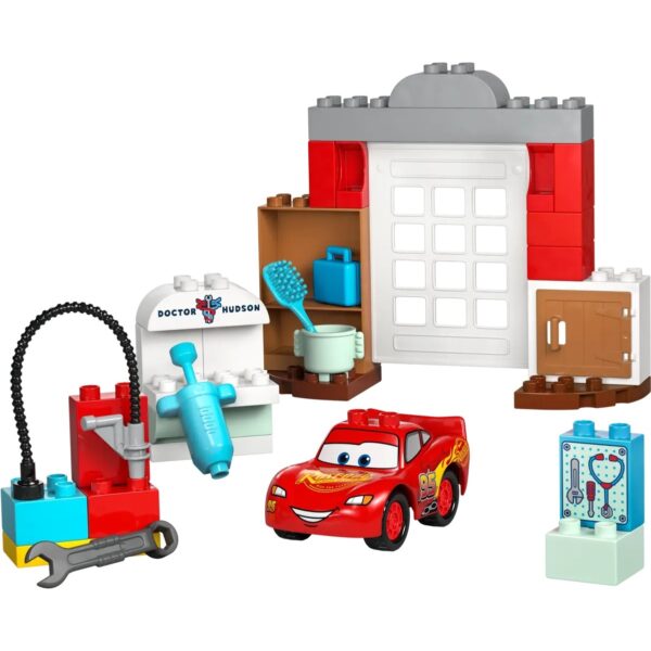 LEGO DUPLO 10456 - La visita di McQueen all’officina di Doc - immagine 3