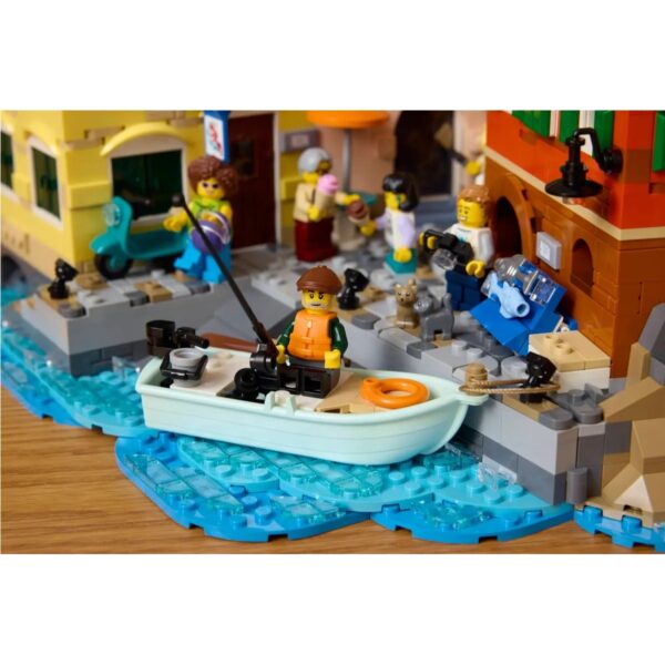 LEGO 21359 - Riviera italiana - immagine 14