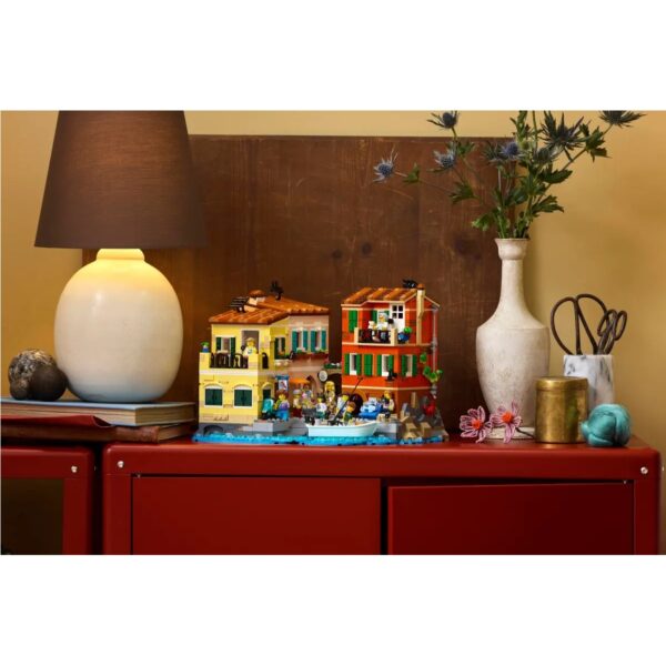LEGO 21359 - Riviera italiana - immagine 9
